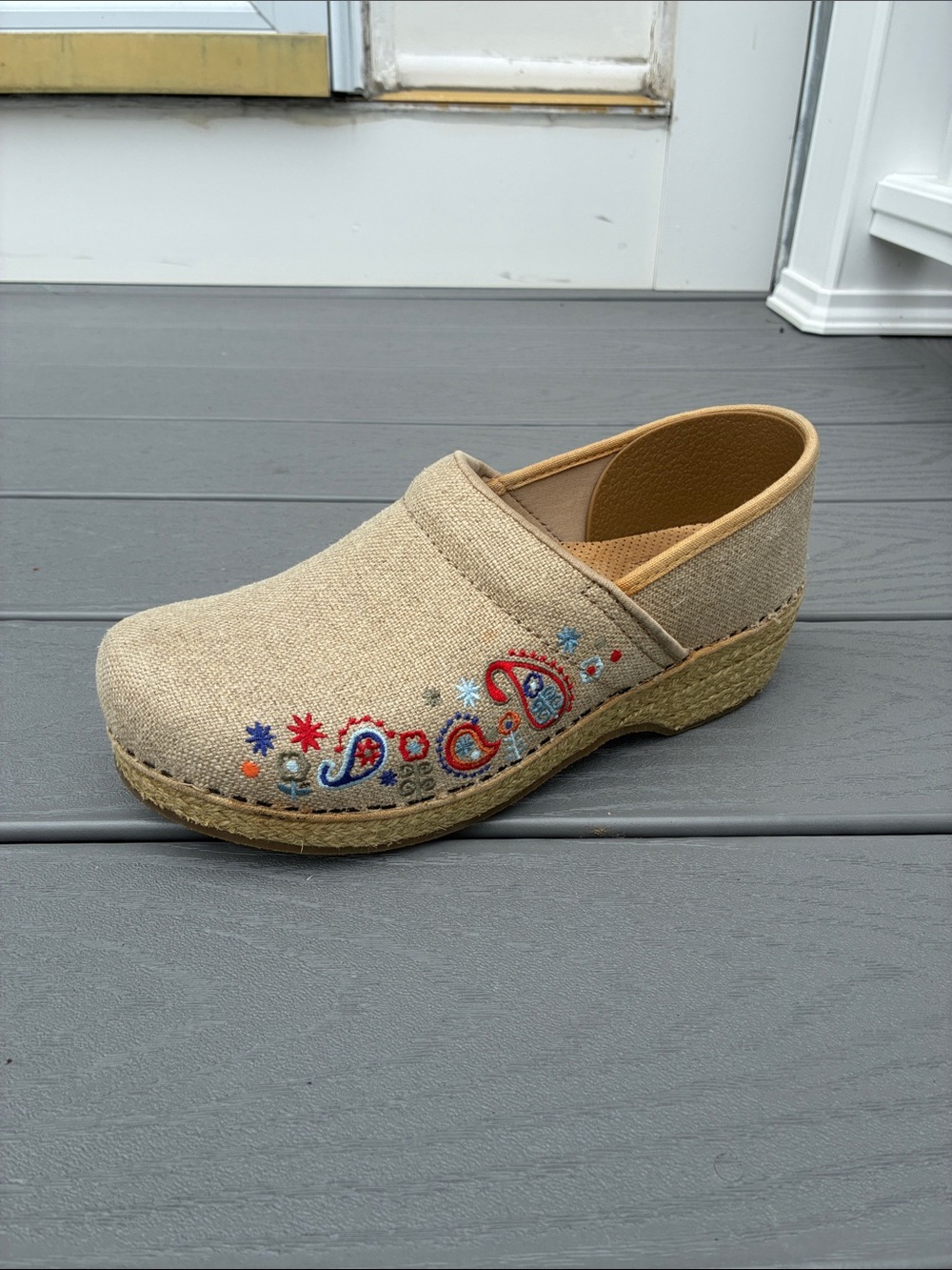 DANSKO Vegan Jute Embroidered Floral Paisley Clogs Size EU 40/US 9.5-10